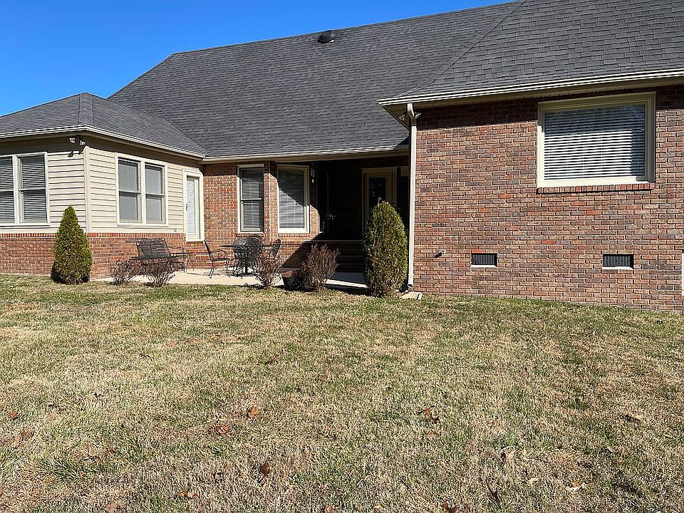 2nd image of 104 Blantonwood Dr