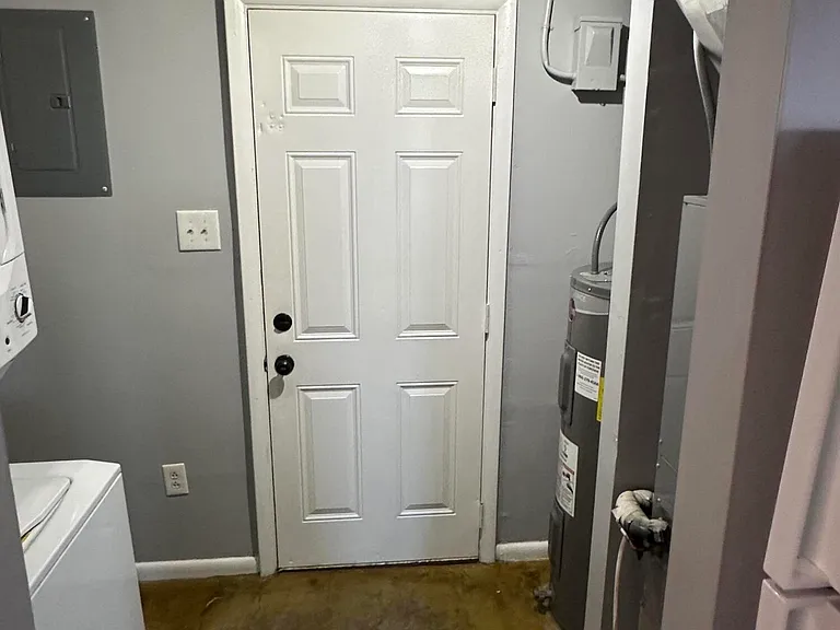 703 Wilkinson Blvd #2 — Photo 11