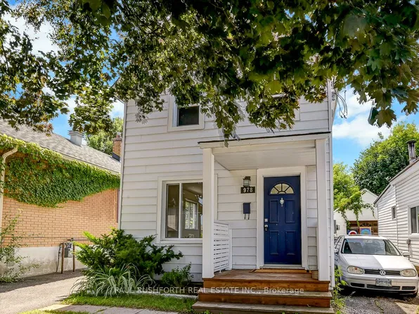 978 Admiral Ave, Ottawa, ON K1Z 6L9