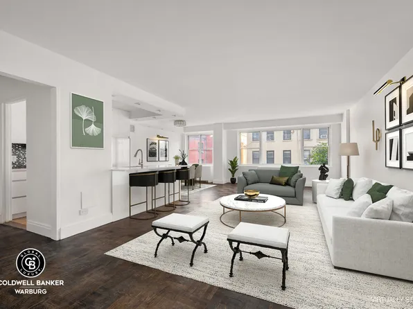 150 East 61st Street image 1 of 14