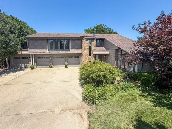 1171 Gloria Ct, Monticello, IL 61856