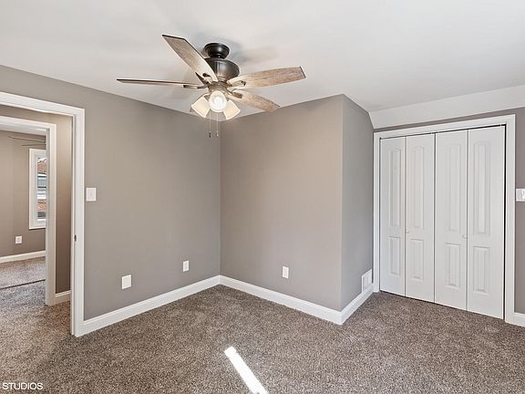 5th image of 11021 S Avenue E