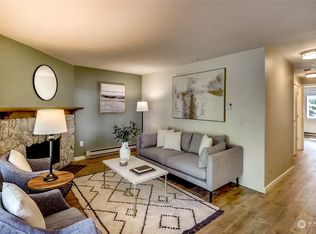 12504 NE 117th Pl APT A7, Kirkland, WA