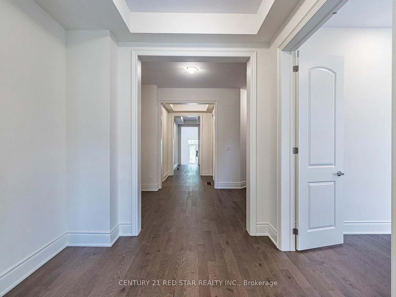 6 bed, $9,000 — Photo 2