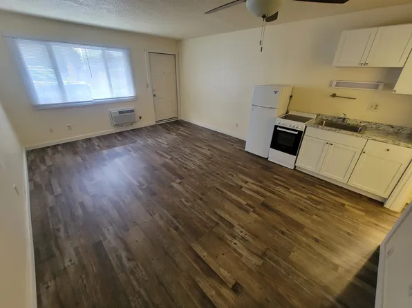 2222 32nd St S APT 39, La Crosse, WI 54601