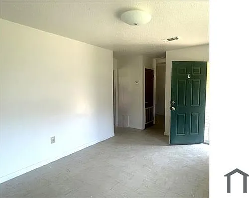 1 bed, $662 — Photo 2