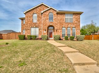 1127 Hidden Ridge Dr, Mesquite, TX 75181