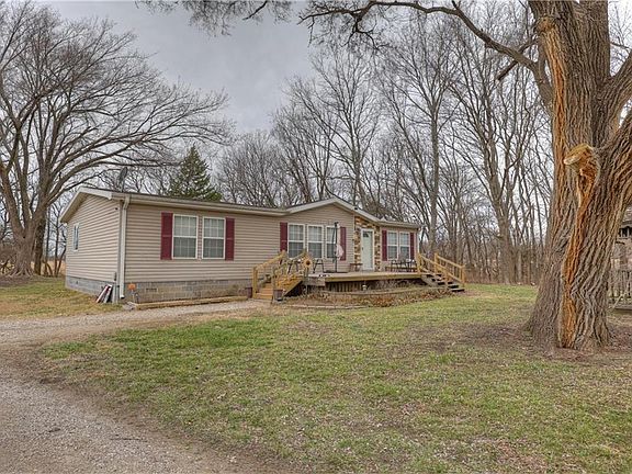 4th image of 23098 Kiowa Rd