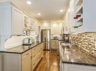 11244 Vessey Ave S, Bloomington, MN 55437