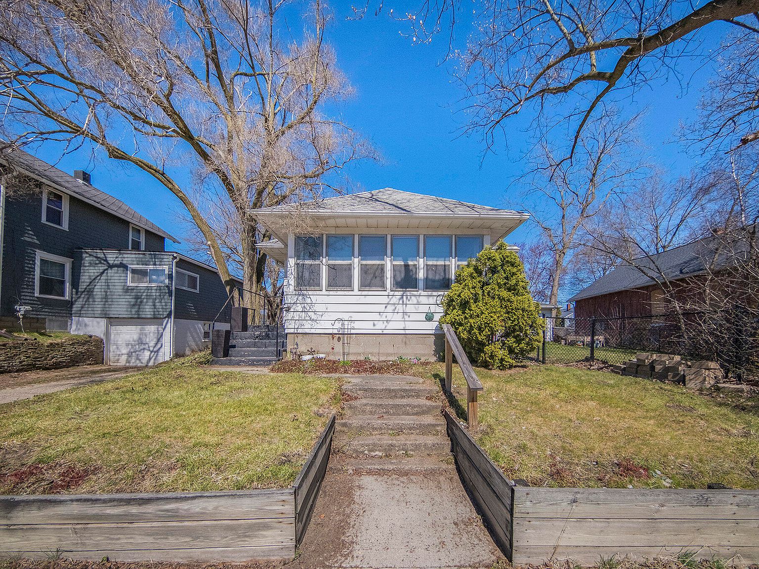 118 E McDevitt Ave, Jackson, MI 49203 Zillow