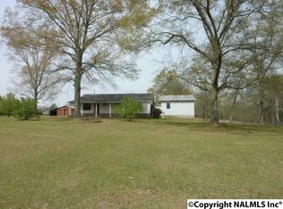 169 Rock Spring Rd, Hartselle, AL 35640