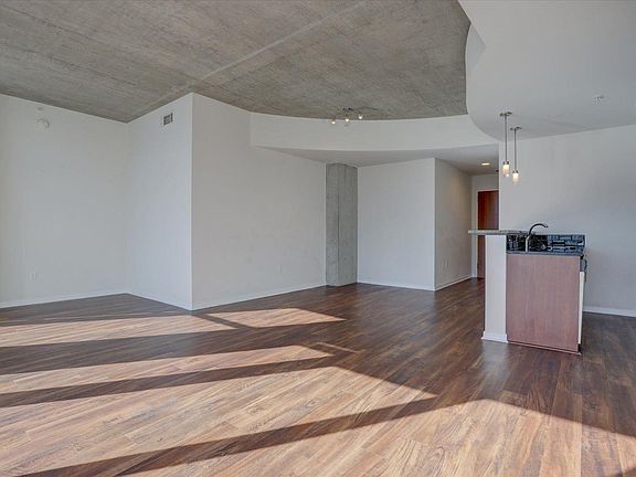 4th image of 1700 Bassett St Unit 2018
