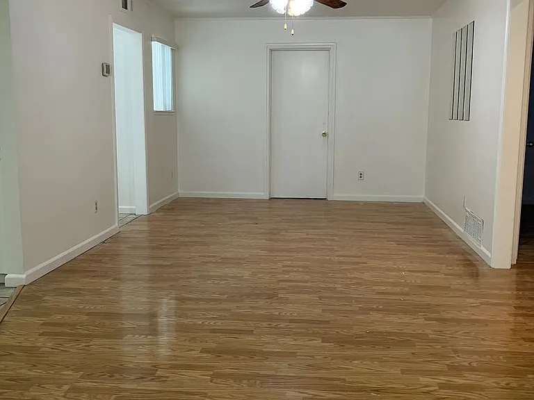 1704 Ellison Dr — Photo 4
