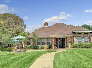 5661 Chelsea Cir, Bryan, TX 77802