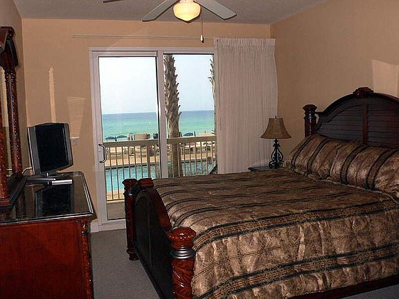 Gulf front Master Bedroom