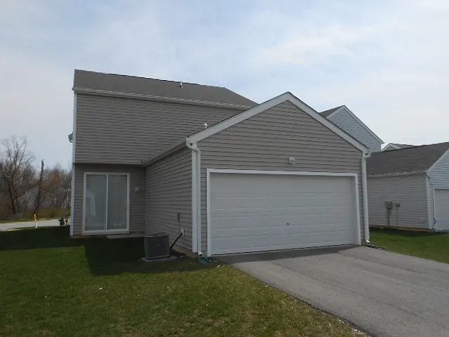 7266 Rondeau Dr — Photo 16