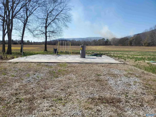 591 County Road 55, Fackler, AL 35746