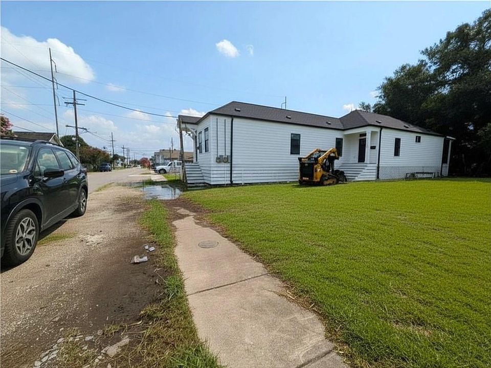 1st image of 2430 New Orleans St