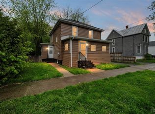 212 N Broad St, Oneida, NY 13421