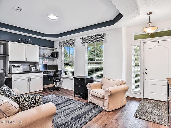 3rd image of 170 Blackwater Way