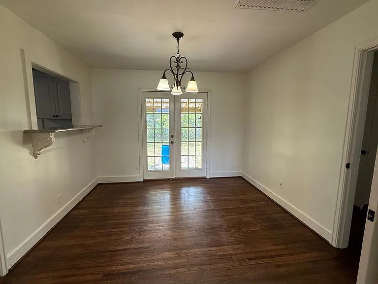 1505 Truman Ave — Photo 6