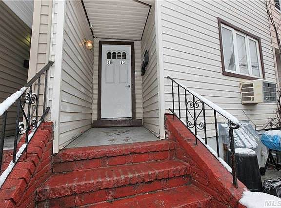 2nd image of 9813 Corona Ave