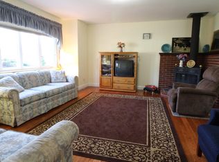 14 Franklin Dr, Hillsborough, NJ 08844