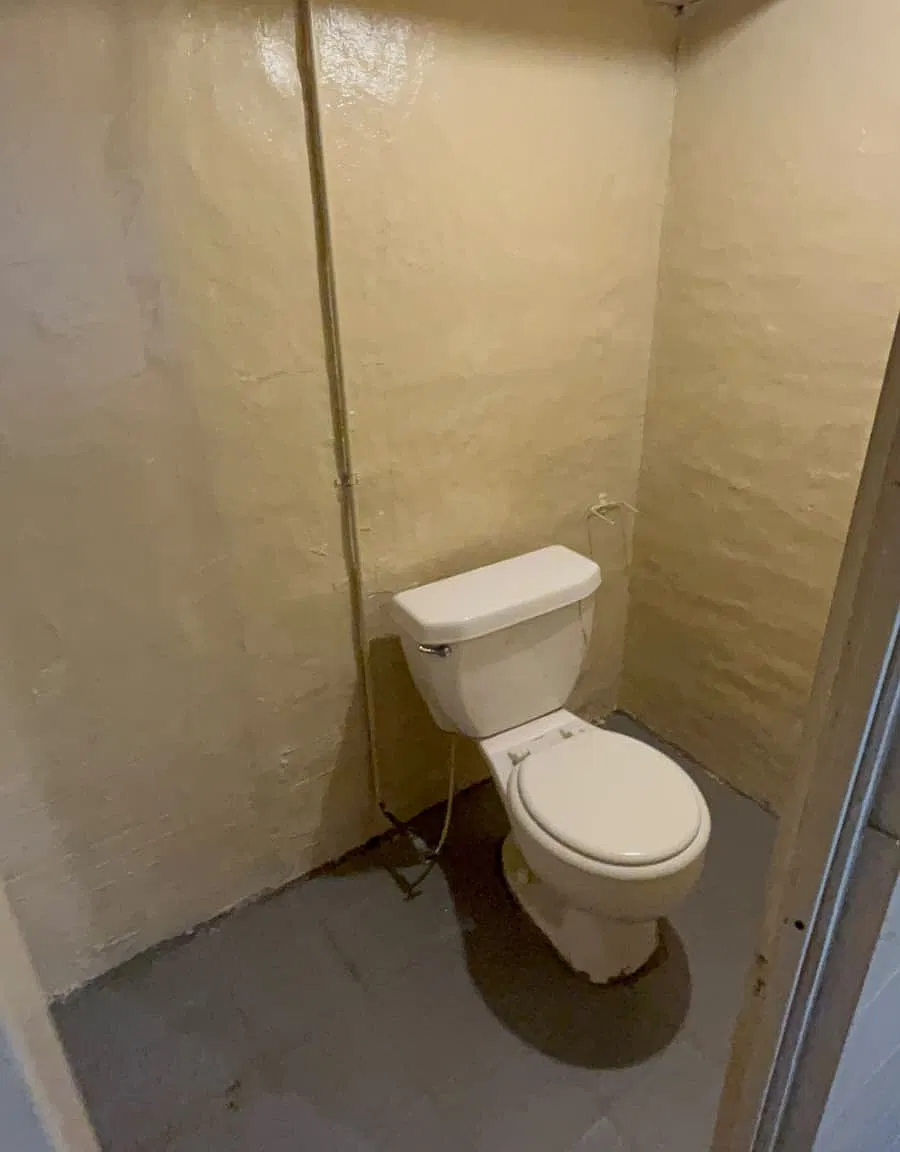 3 bed, 1100 sqft, $1,300 — Photo 4