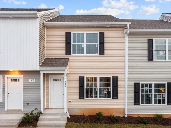1309 Luke Ln, Harrisonburg, VA 22802