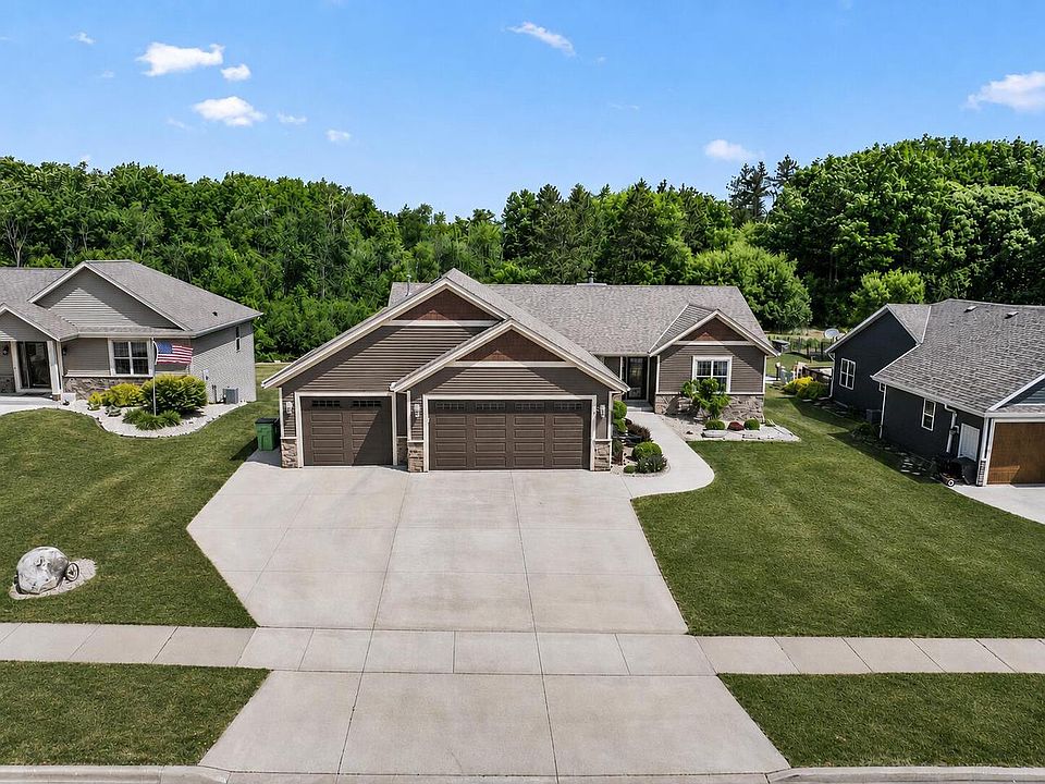 1st image of 220 Silver Fox DRIVE N N