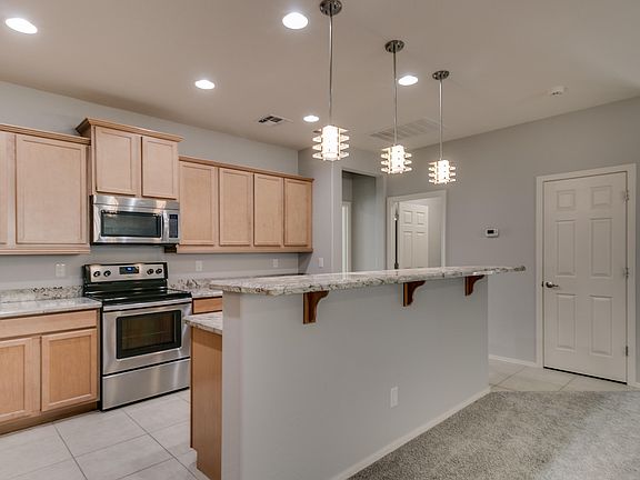 4th image of 18409 W Sunnyslope Ln
