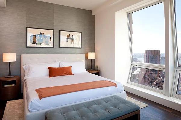 Rented by Douglas Elliman | media 16