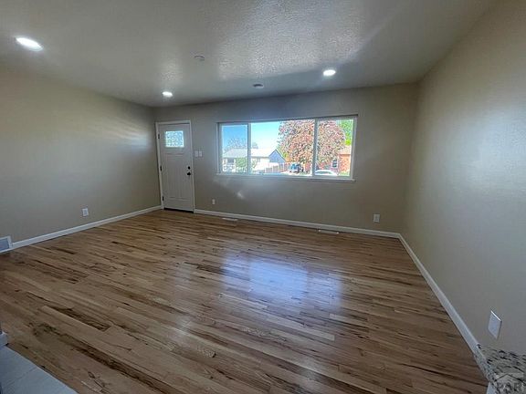 2nd image of 2117 Elmwood Ln