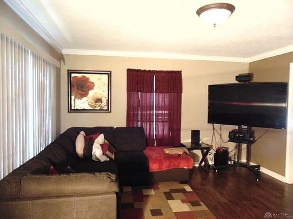 4th image of 1628 Pershing Blvd