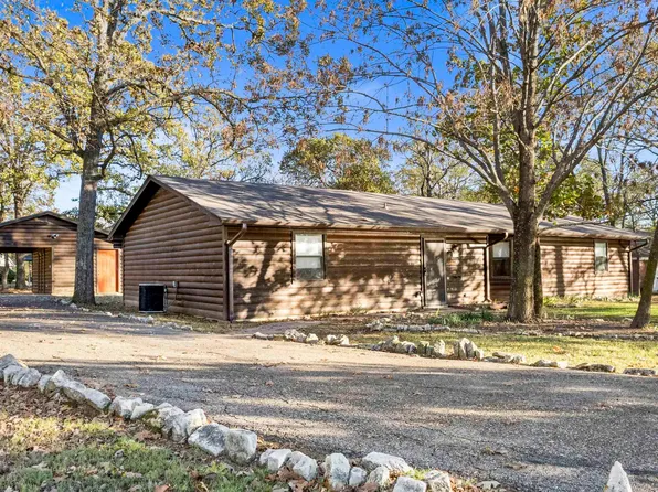 213 County Road 1997, Yantis, TX 75497