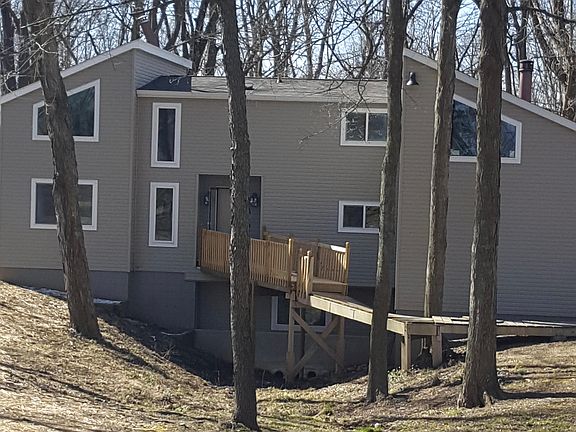 2nd image of 523 Countrywood Dr