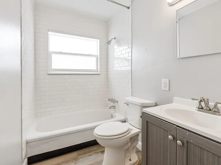 388 S Powell Ave #390 — Photo 8