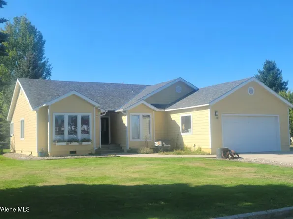 128 Spur Dr, Sandpoint, ID 83864