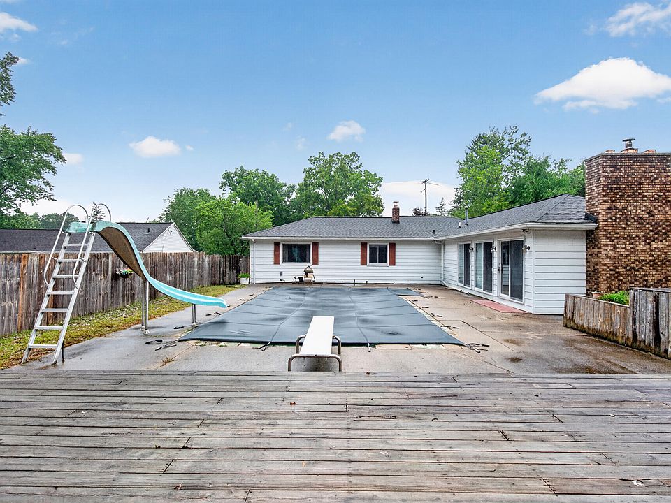 1st image of 2921 Overhill Rd