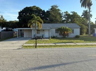 1665 Moreno Ave, Fort Myers, FL 33901