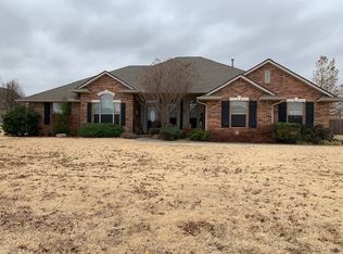 889 Whispering Creek Ct, Piedmont, OK 73078