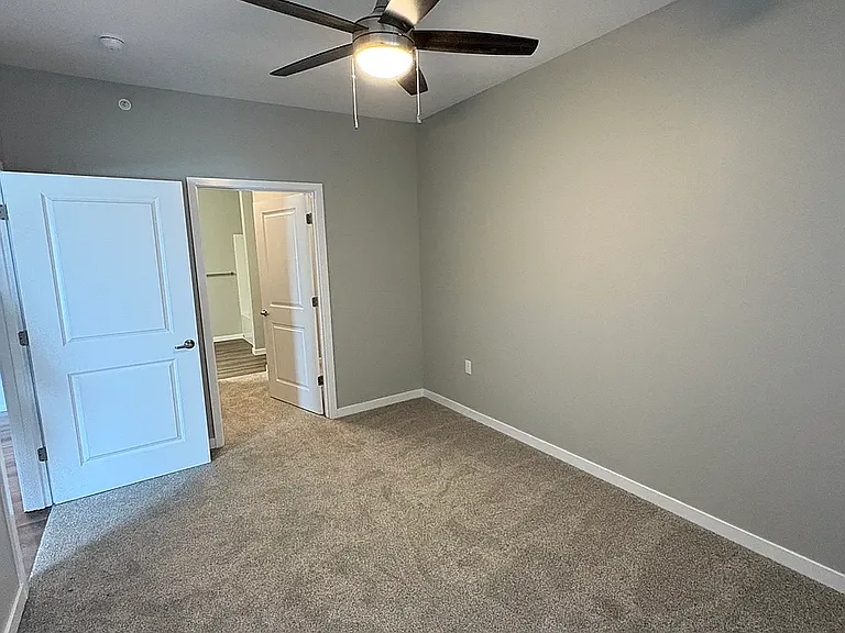 600 Salem Ave SE #2 — Photo 5