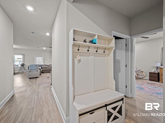 4th image of 9694 Volterra Ave