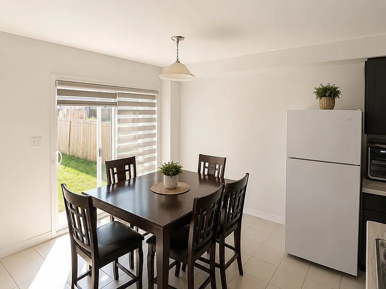 155 Nearna Dr — Photo 5