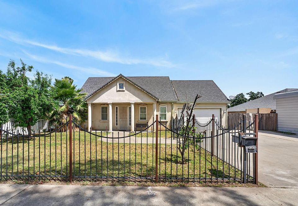 1st image of 215 Singh Ln