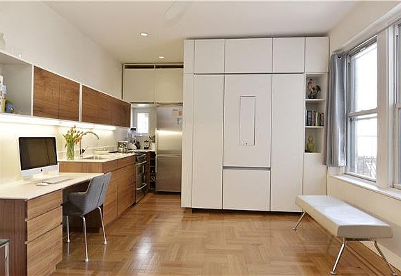 2nd image of 232 E 6th St APT 6C