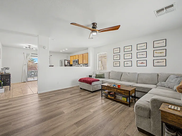 44836 W Gavilan Dr — Photo 5