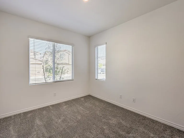 4445 Panoramic View Ave — Photo 34