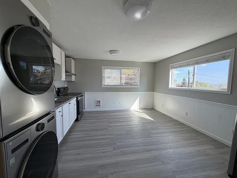 10730 Myers Way S #2 — Photo 7