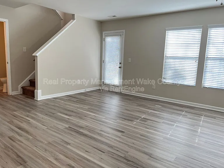 3790 Burtons Barn St — Photo 7